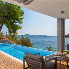 Luxury Beachfront Villa with Heated Infinity Pool near Trogir, Sleeps 8